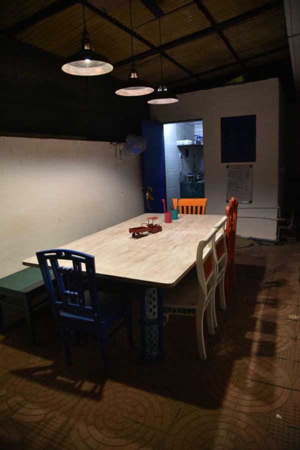 The Social Space Hostel Bombay Exterior foto